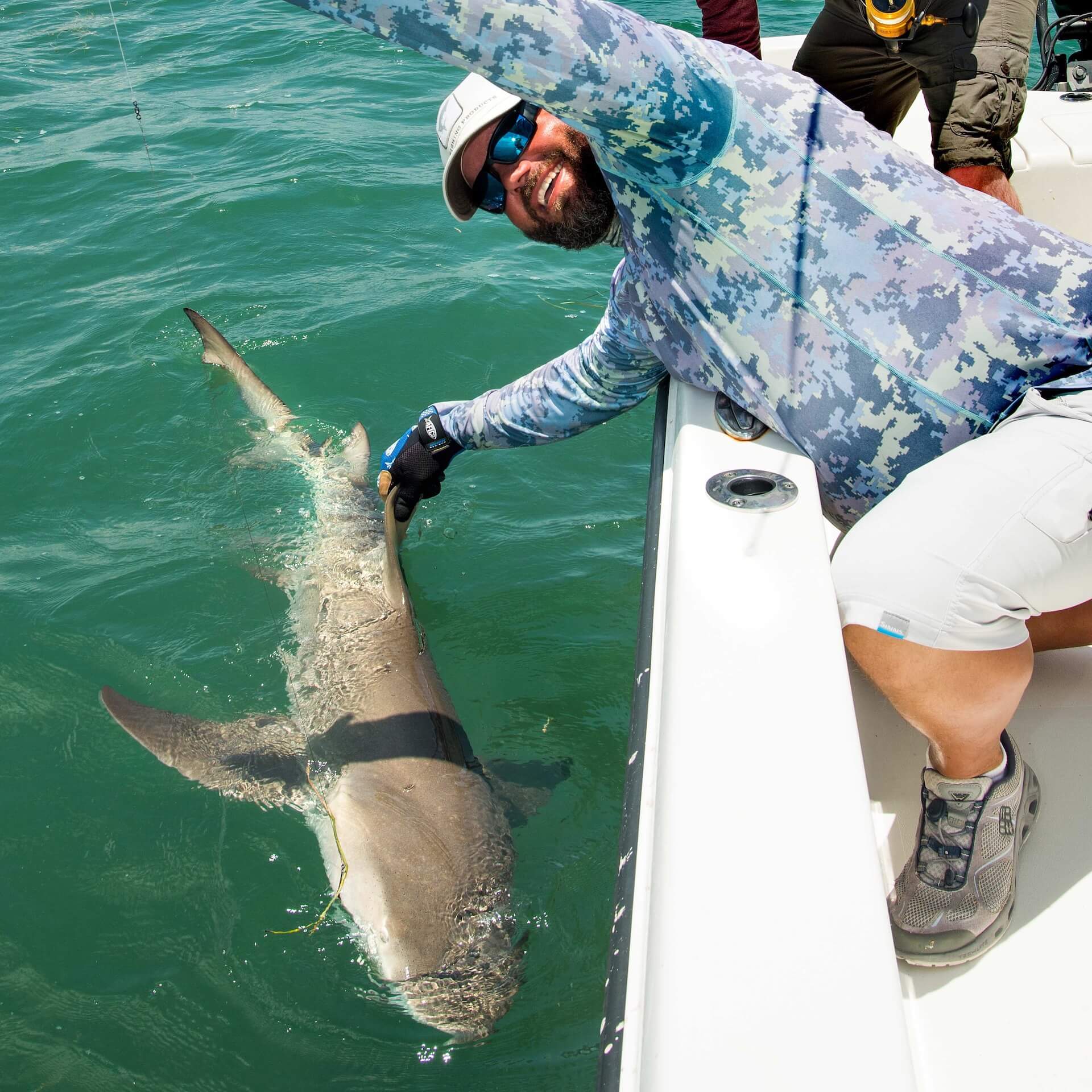 https://bamboocharters.com/wp-content/uploads/2023/12/Florida-Keys-Shark-Fishing-Bamboo-Charters-8.jpg